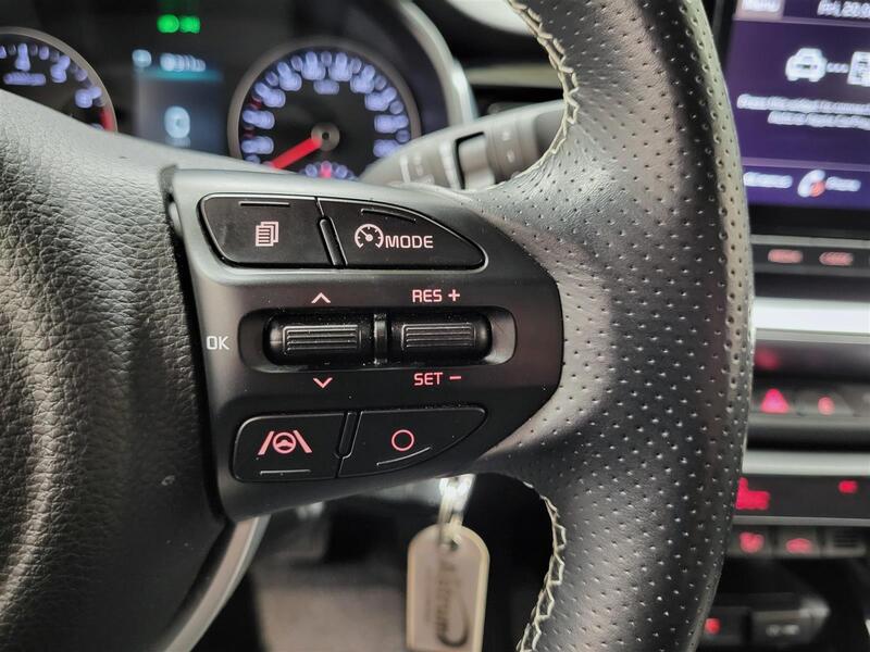 Kia Stonic vaihtoauto