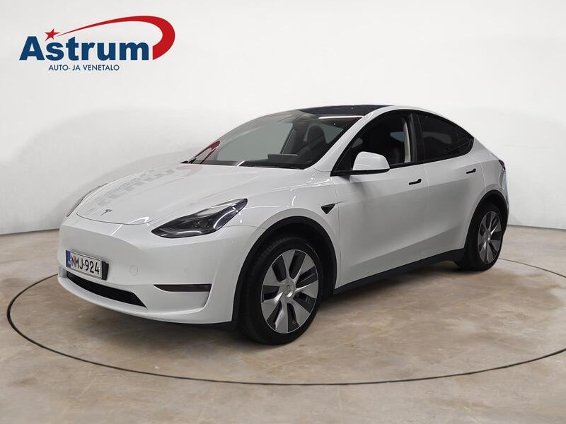 Tesla Model Y vaihtoauto