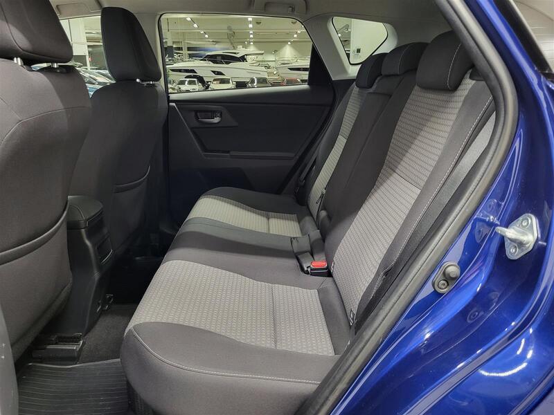 Toyota Auris vaihtoauto