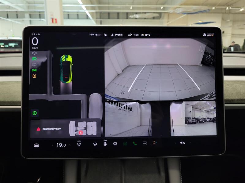 Tesla Model Y vaihtoauto