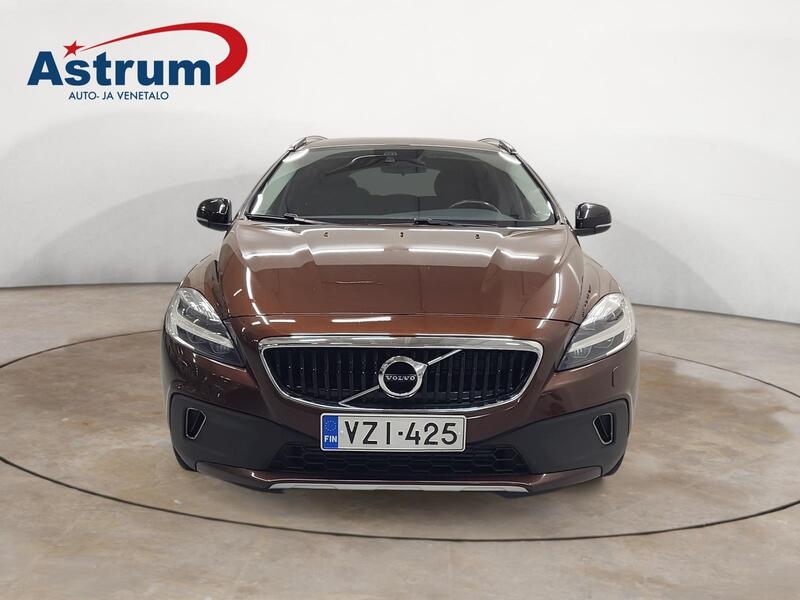 Volvo V40 Cross Country vaihtoauto