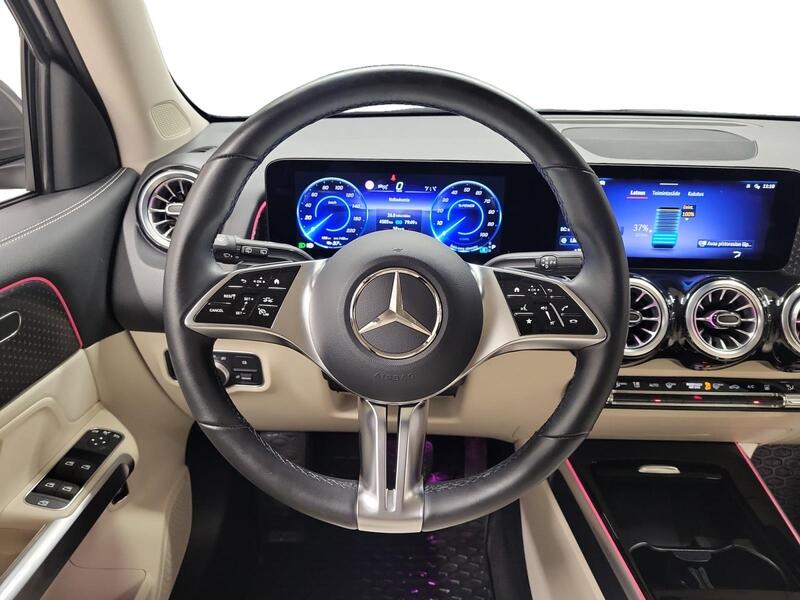 Mercedes-Benz EQB vaihtoauto