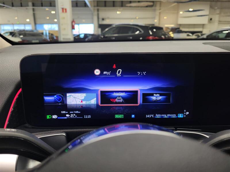 Mercedes-Benz EQB vaihtoauto