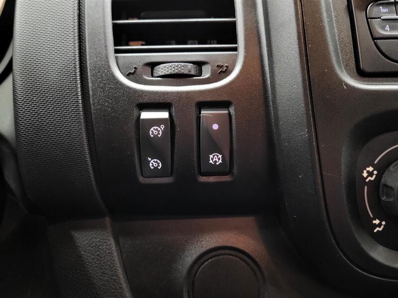 Renault Trafic vaihtoauto