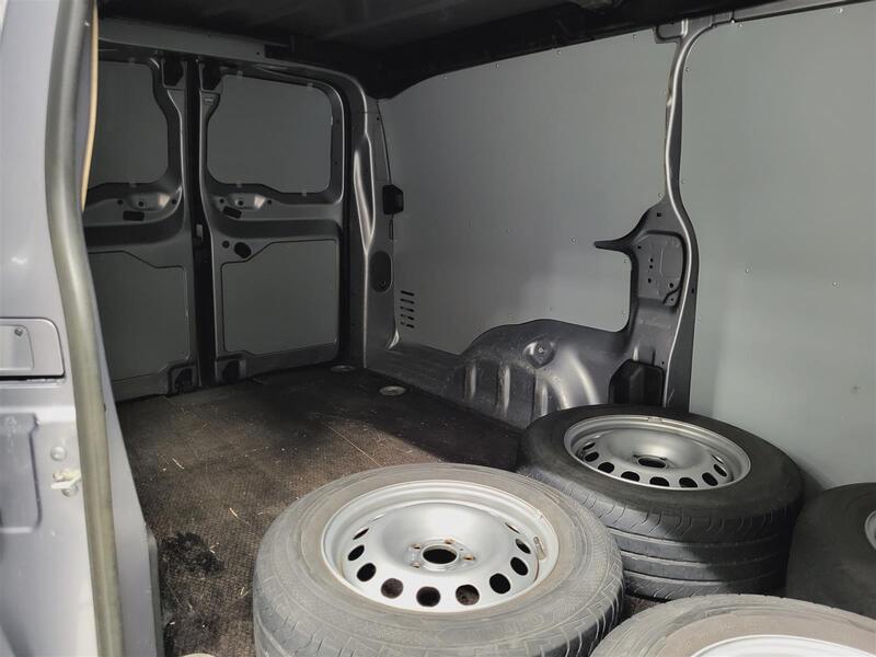 Opel Vivaro vaihtoauto