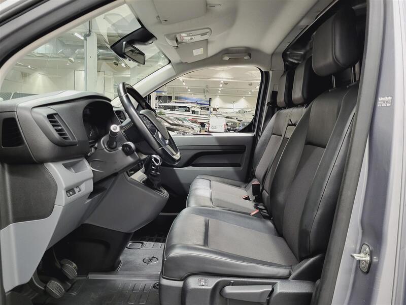 Opel Vivaro vaihtoauto