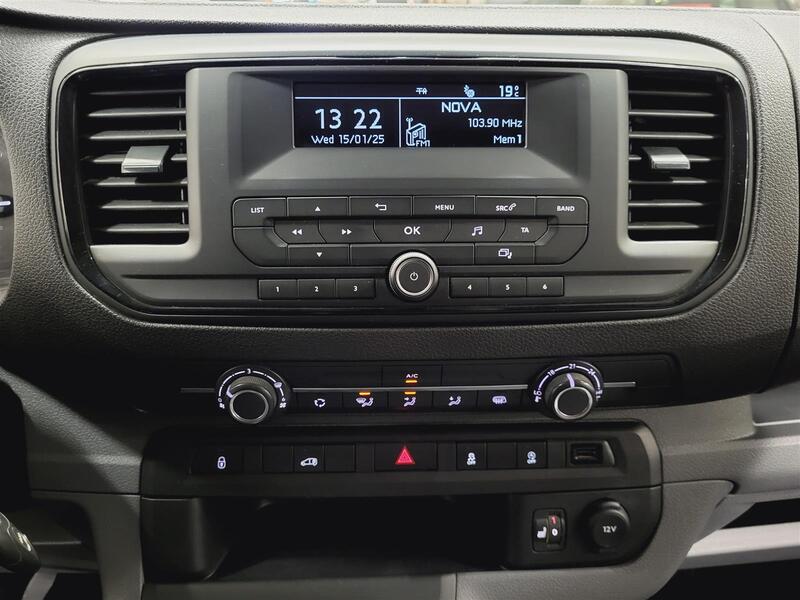 Opel Vivaro vaihtoauto