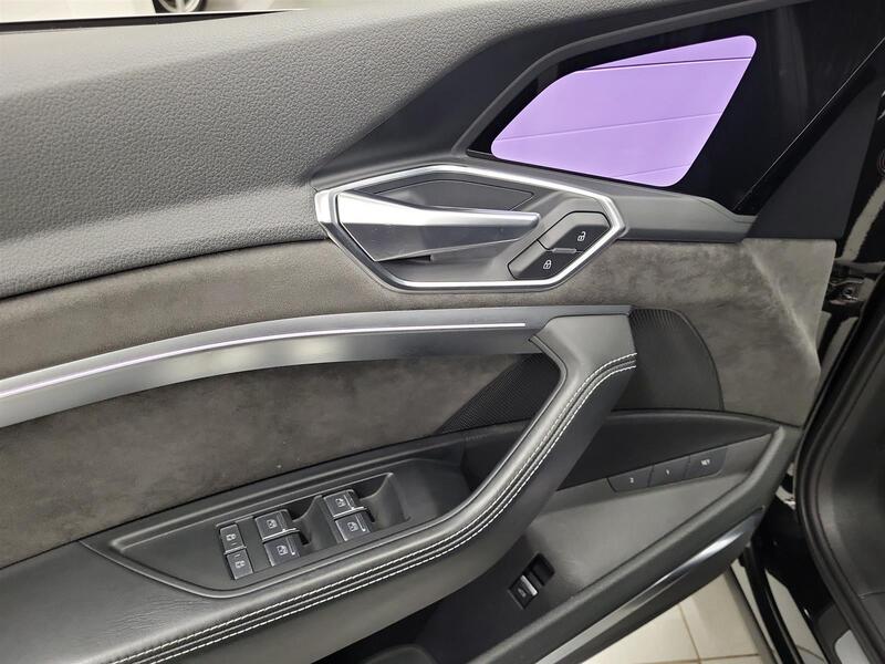 Audi e-tron vaihtoauto