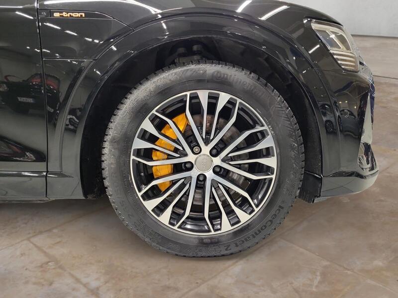 Audi e-tron vaihtoauto