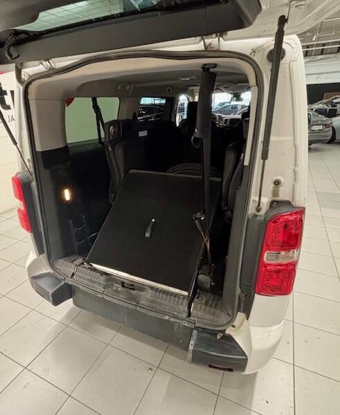 Citroën Spacetourer vaihtoauto