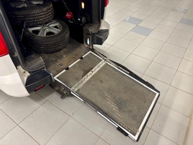 Citroën Spacetourer vaihtoauto