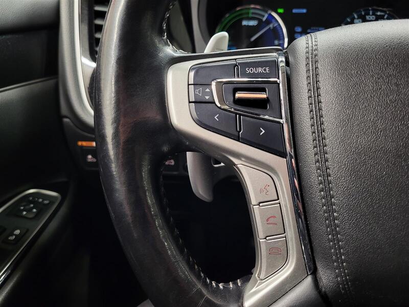 Mitsubishi Outlander PHEV vaihtoauto