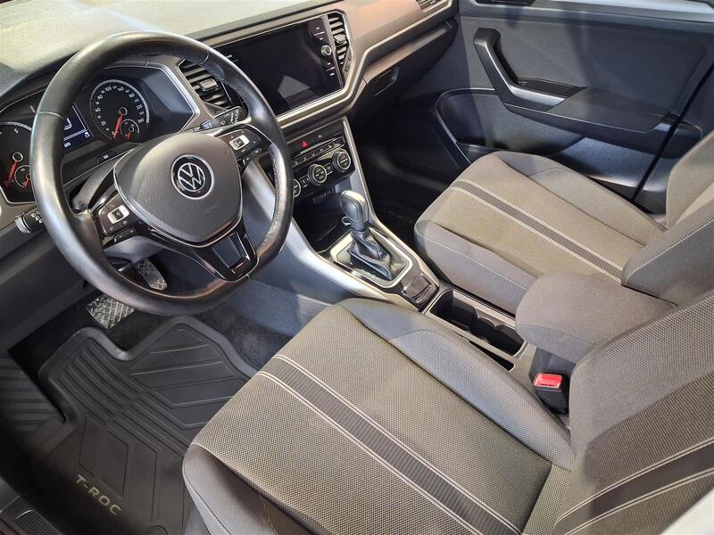 Volkswagen T-Roc vaihtoauto