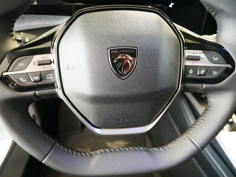 Peugeot E-308 vaihtoauto