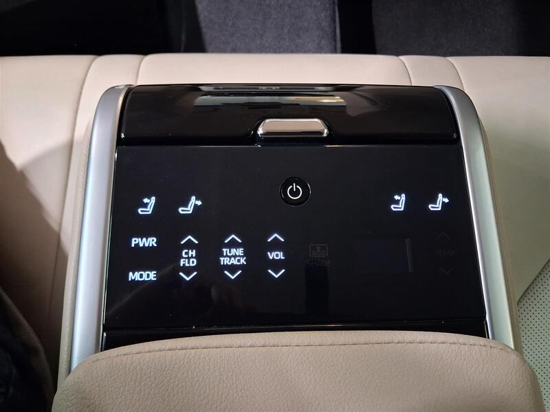 Toyota Camry vaihtoauto