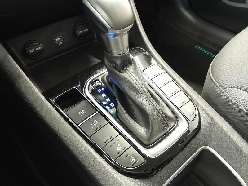 Hyundai IONIQ plug-in vaihtoauto
