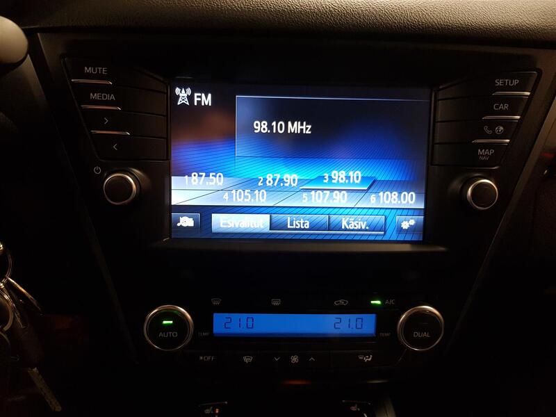 Toyota Avensis vaihtoauto