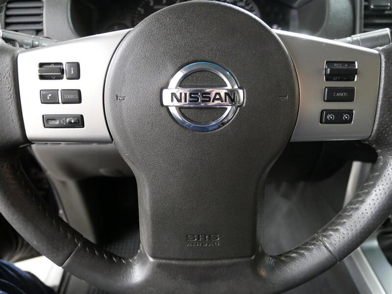 Nissan Navara vaihtoauto