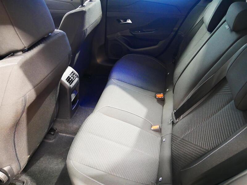 Peugeot 308 vaihtoauto