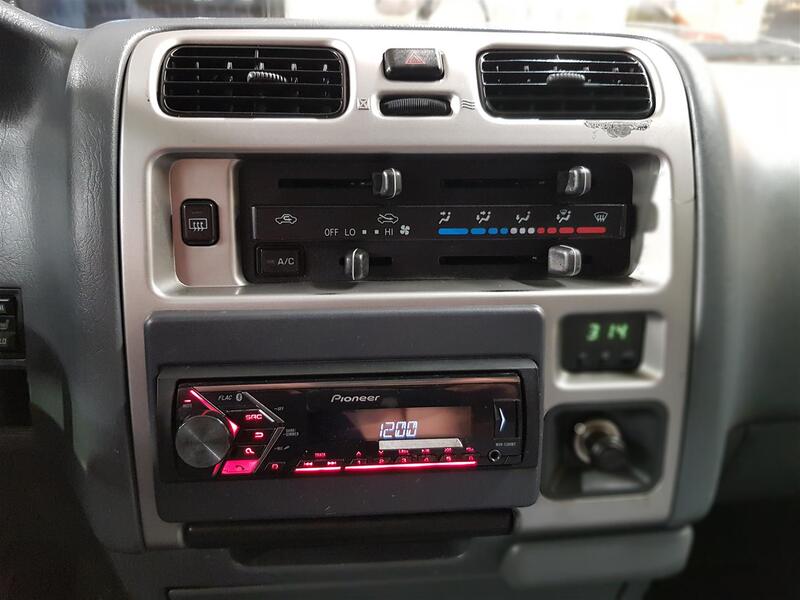 Toyota Hiace vaihtoauto