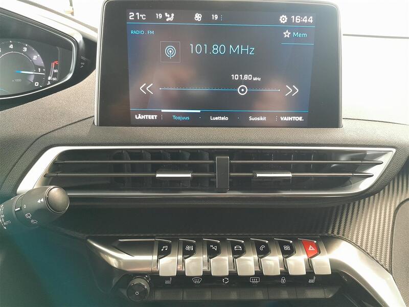 Peugeot 5008 vaihtoauto