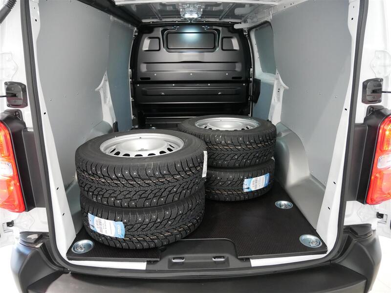 Opel Vivaro vaihtoauto