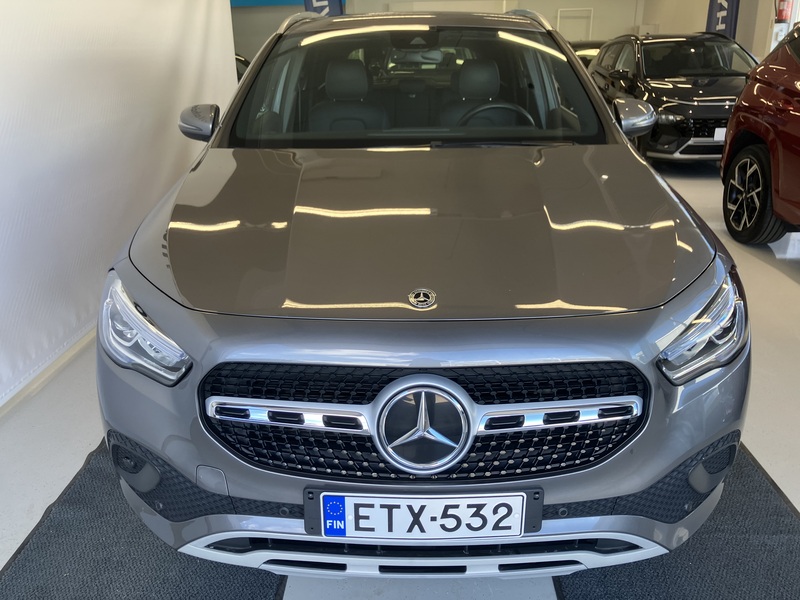 Mercedes-Benz GLA vaihtoauto