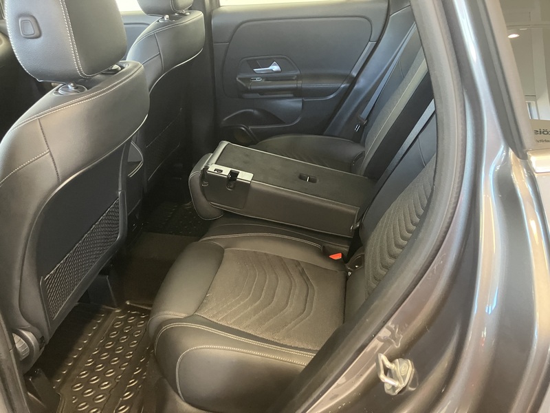 Mercedes-Benz GLA vaihtoauto