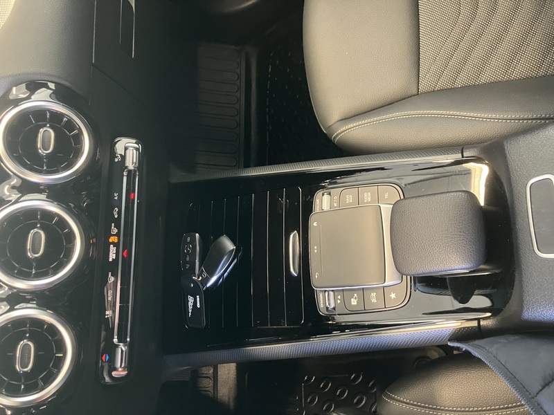 Mercedes-Benz GLA vaihtoauto