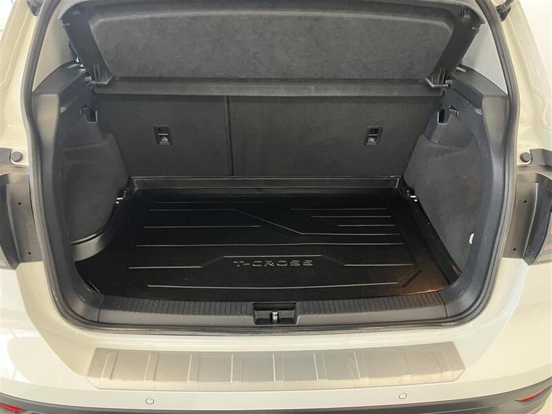 Volkswagen T-Cross vaihtoauto