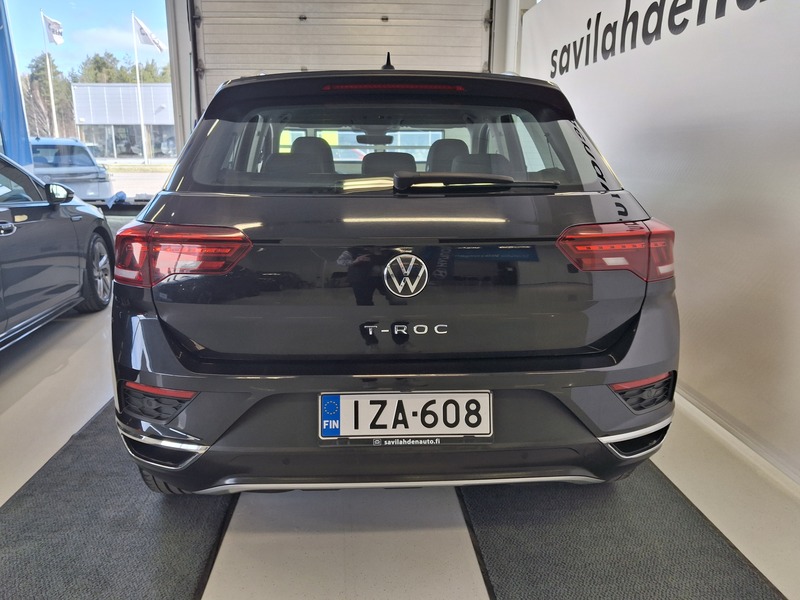 Volkswagen T-Roc vaihtoauto