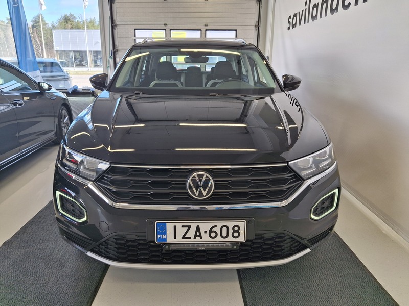 Volkswagen T-Roc vaihtoauto