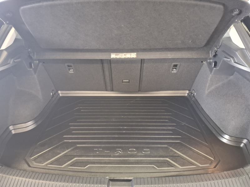 Volkswagen T-Roc vaihtoauto