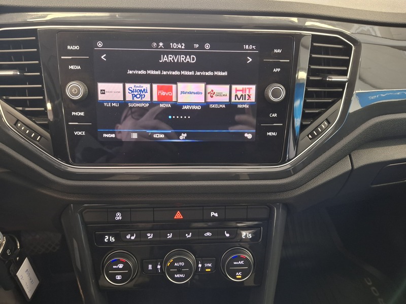 Volkswagen T-Roc vaihtoauto