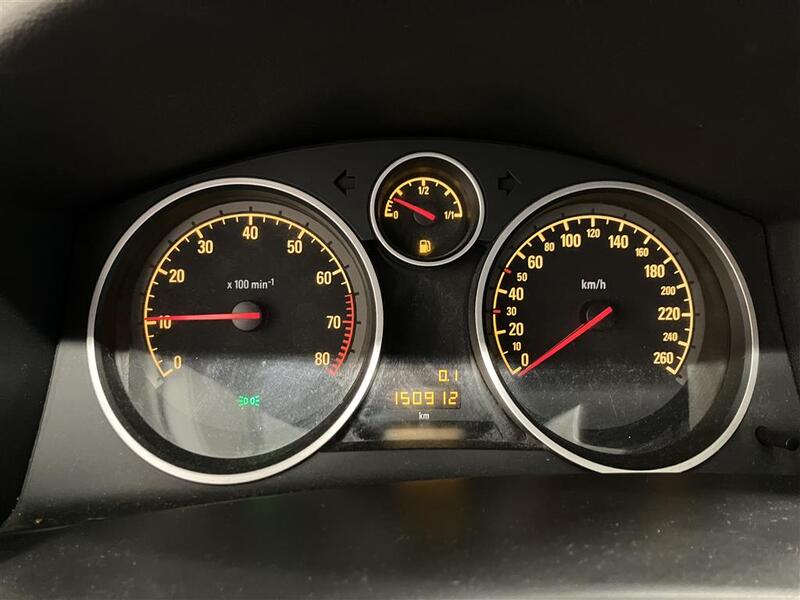 Opel Astra vaihtoauto