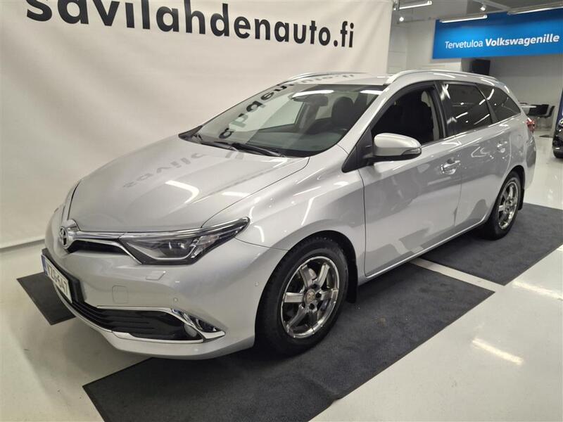Toyota Auris vaihtoauto