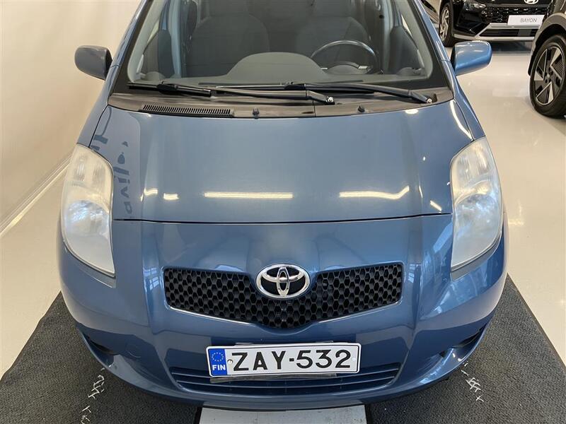 Toyota Yaris vaihtoauto