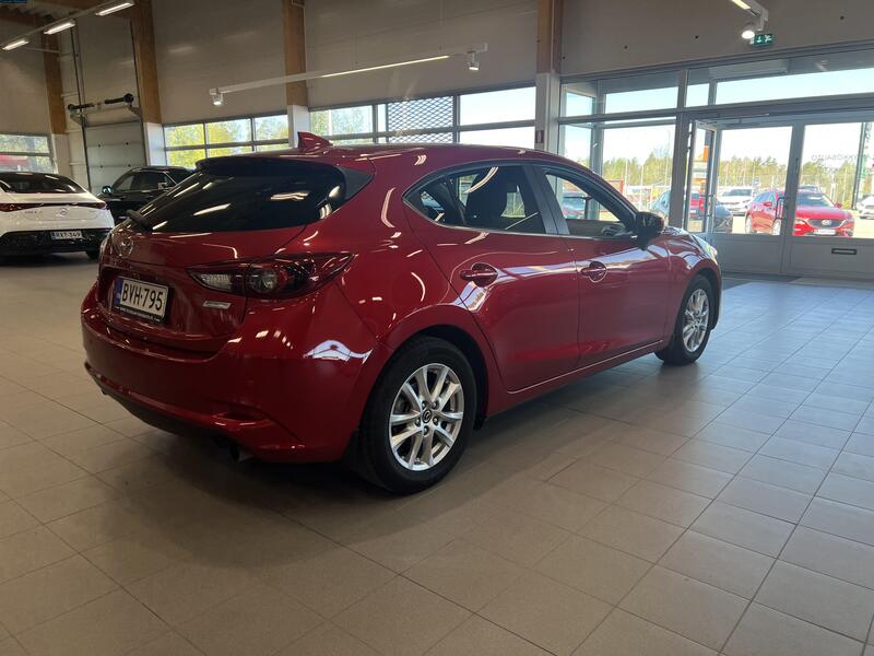 Mazda 3 vaihtoauto