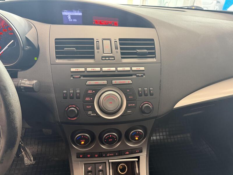 Mazda 3 vaihtoauto