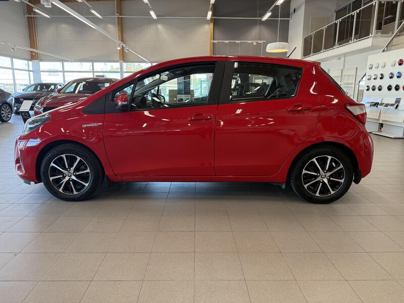 Toyota Yaris vaihtoauto