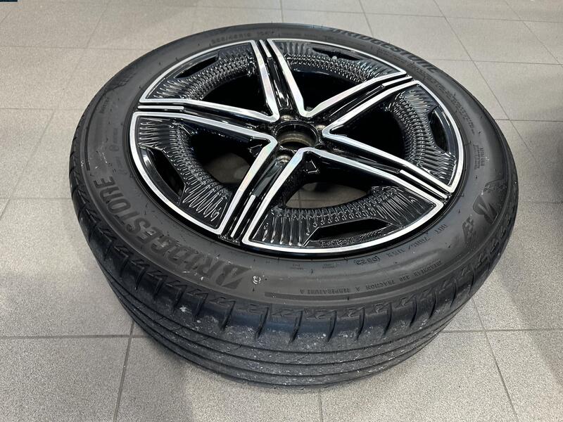 Mercedes-Benz EQE vaihtoauto