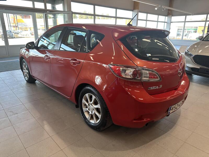 Mazda 3 vaihtoauto