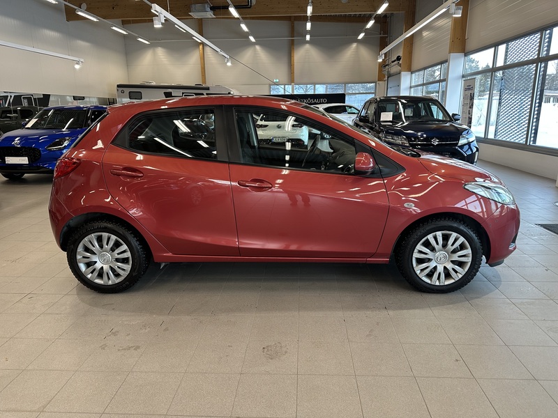 Mazda 2 vaihtoauto