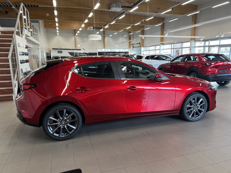 Mazda 3 vaihtoauto