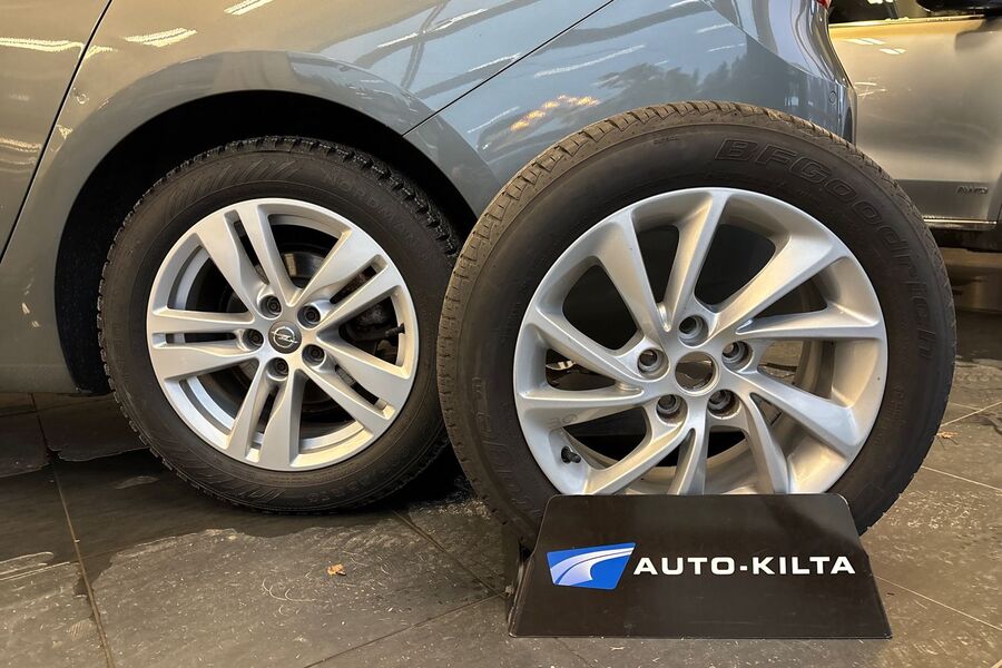 Opel Astra vaihtoauto