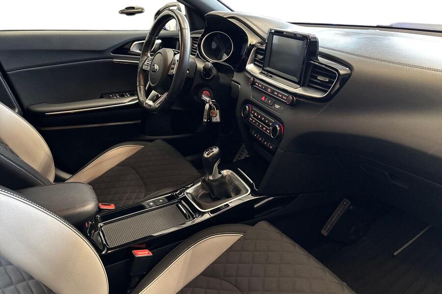 Kia Proceed vaihtoauto