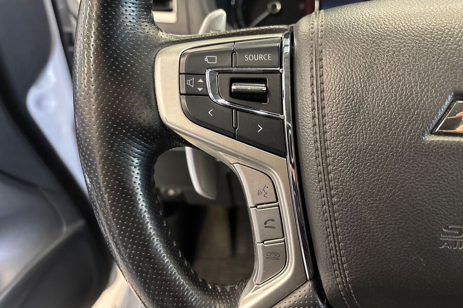 Mitsubishi L200 vaihtoauto