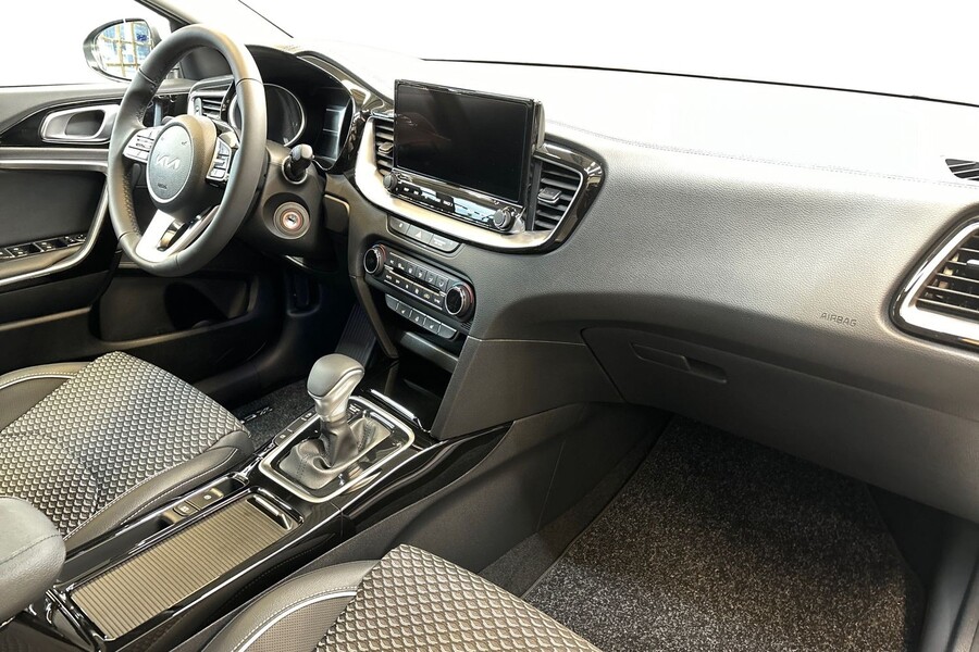 Kia XCeed vaihtoauto