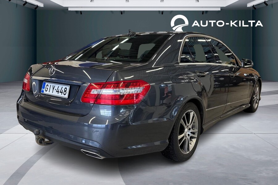 Mercedes-Benz E vaihtoauto