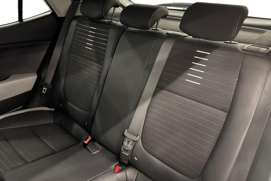 Kia Stonic vaihtoauto